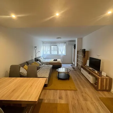 Happy Eleven Market Hall Apartment Budapest